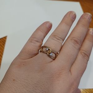 Rose gold ring